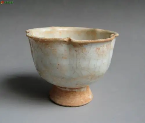 宋 影青釉 葵口杯