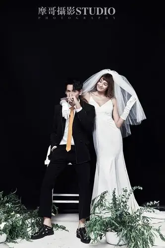 郑州婚纱摄影,【摩哥】分享个性婚纱照应该怎么拍