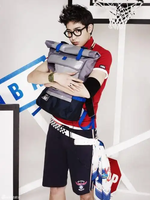 新浪韩娱盘点最近风头正劲的男星,李贤宰,安宰贤,朴敏雨,徐康俊等