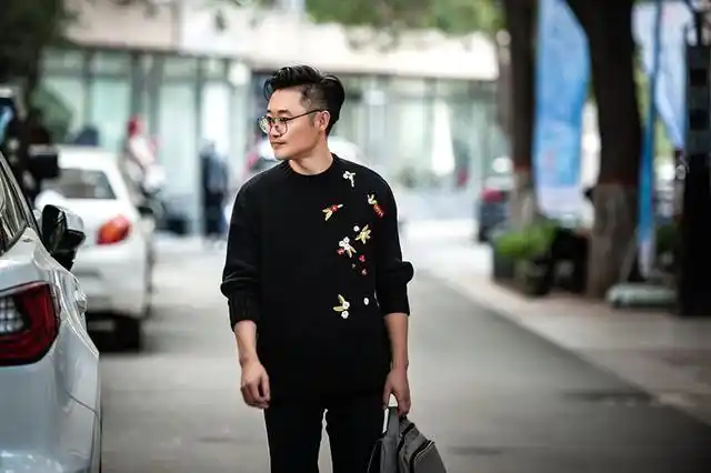 《归来去看樱花开》甘肃青年歌手段兴华又出新歌助"抗疫"