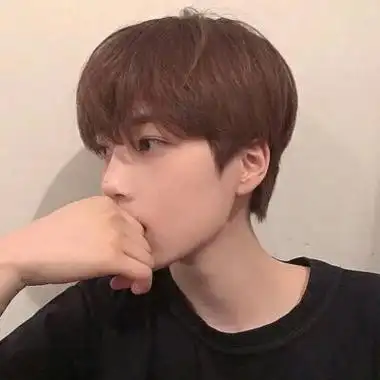 25岁男人照片头像真实