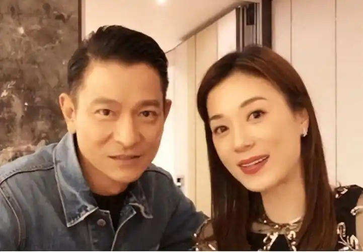 刘德华婚姻中,朱丽倩所付出的艰辛