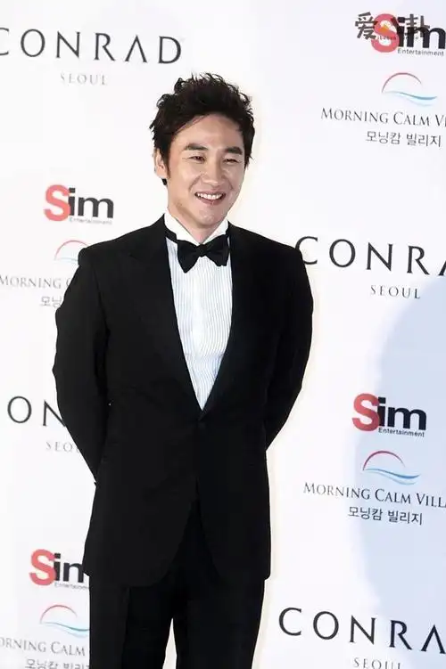 严泰雄结婚严泰雄名誉扫地还害老婆流产