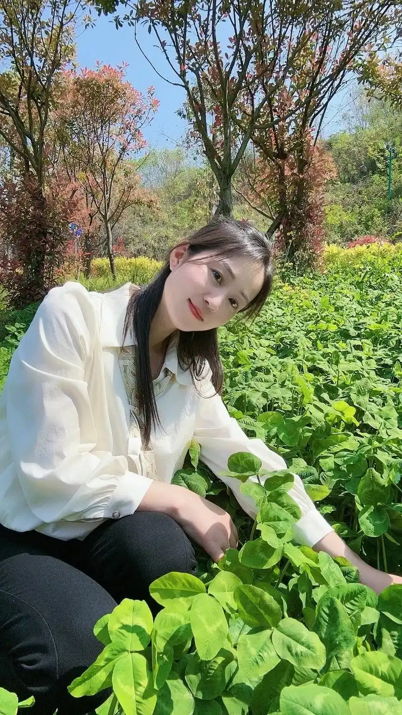 抖音小助手 #微胖女生 #情感 #一起享受大自然的美 #感 - 抖音