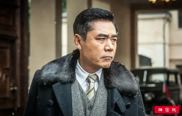 中国十大老戏骨男演员排名中国演技最好的男演员都有谁