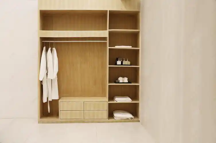 米色无印良品简约风家居衣柜家具海报背景