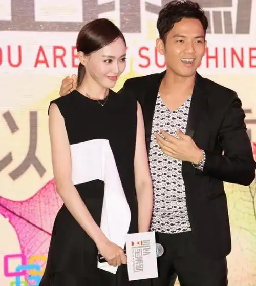 因杨颖身价暴跌隐婚生子还装单身48岁的钟汉良冤不冤