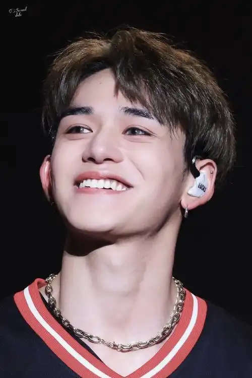 黄旭熙lucas|愚人节贺图汇总楼