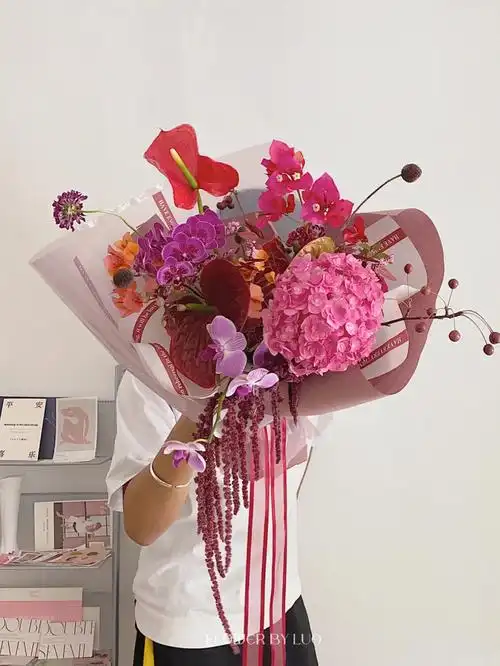 花束设计火龙果口味的花束