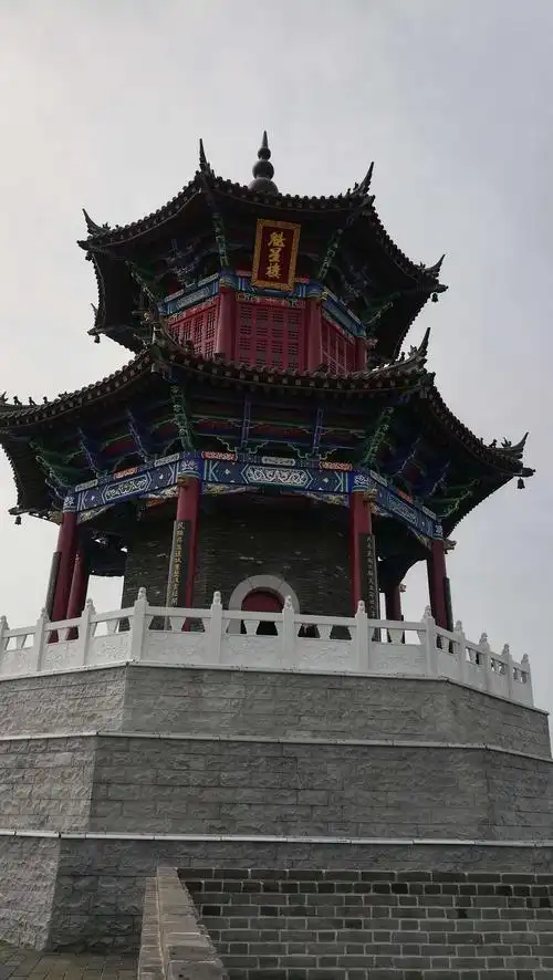 魁星楼小聚 写美篇欣逢盛世,国泰民安,政府出资重建辽阳魁星楼于原址