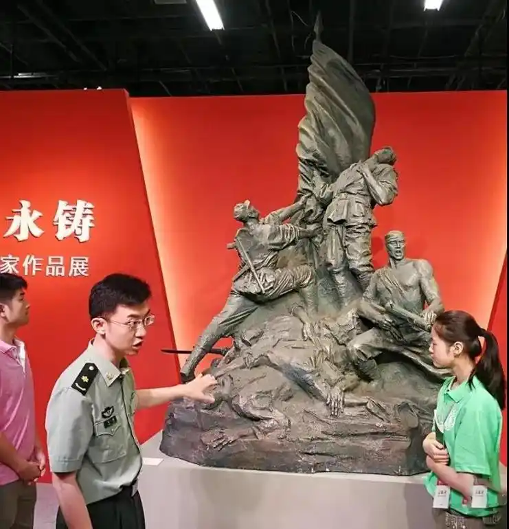 红色雕塑家—郎钺