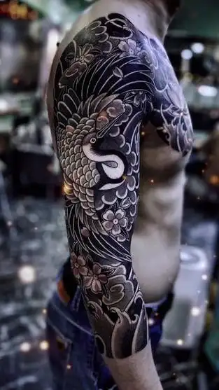 想纹就纹 #就是因为热爱 #日式老传统 鹤 半甲七分袖#本溪纹身 -抖