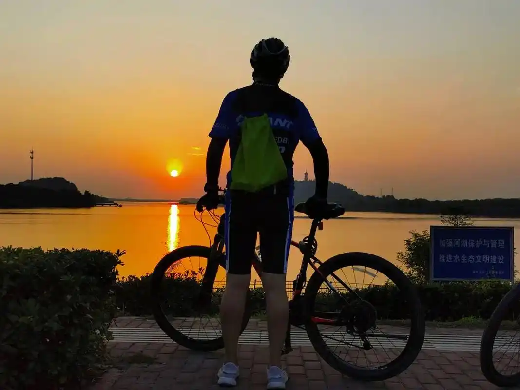 q 配图网www.nipic.com by54548:488 - 抖音