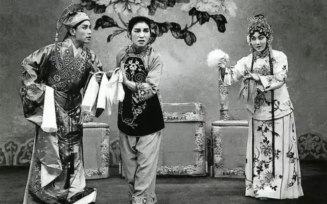 评剧 花为媒 洞房赞 新凤霞李忆兰(舞台版)/谷文月小玉霜