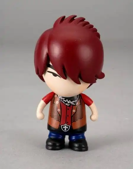 周杰伦vol8我很忙公仔限定版买即送周杰伦q版公仔限量5000份cd