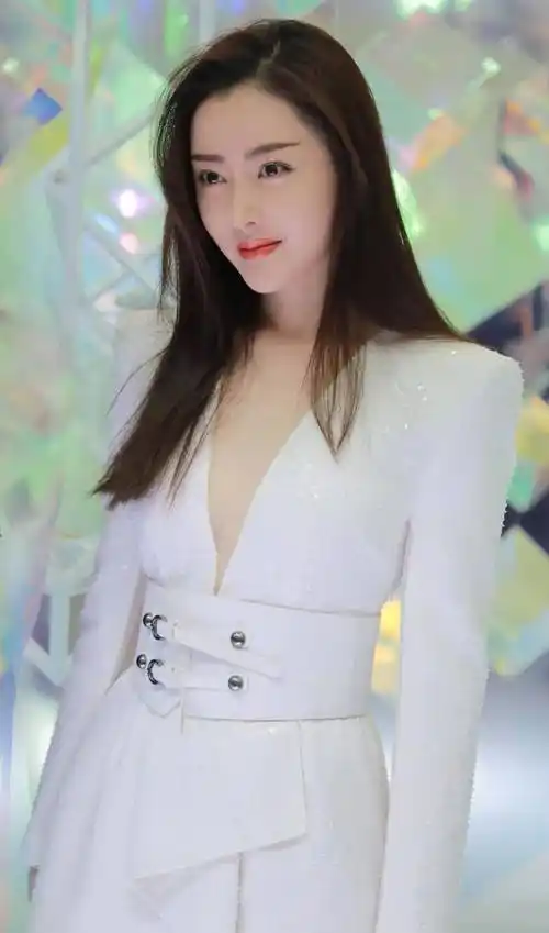 张天爱果然是大美女,这颜值你羡慕吗?_爱的_时尚_感觉