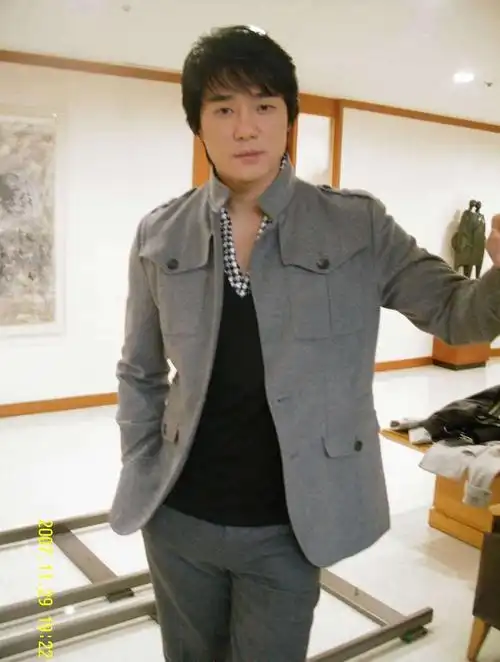 李太坤个人资料及近况和图片和李太坤最新消息 - 佩龙个人网