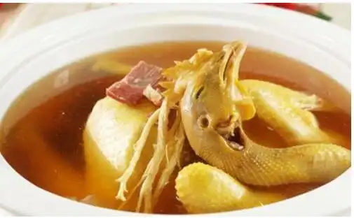 食谱推荐:八宝鸡汤
