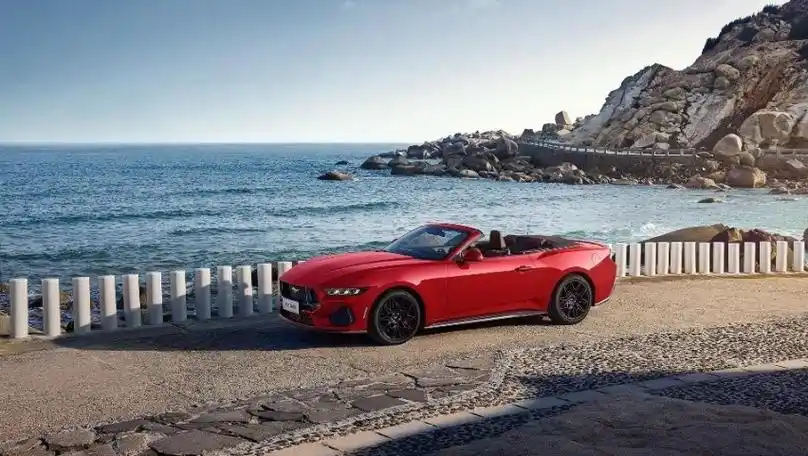 纯血敞篷越野车国产福特烈马正式上市