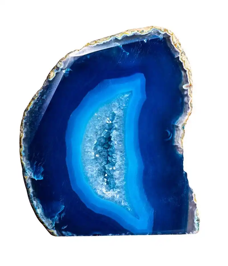 蓝色玛瑙,在白色背景上孤立的蓝色玛瑙