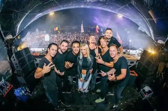 今晚狼来了!百威风暴预热派对 全球百大dj组合wolfpack