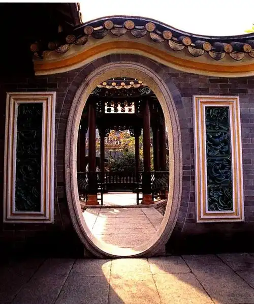 椭圆型门洞入口