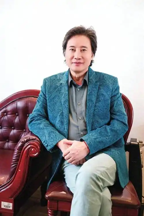 戴玉强重新演唱黄河大合唱想让年轻人知道幸福生活来之不易