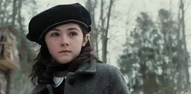 《孤儿怨》:每个人都是孤儿?_esther_kate_john