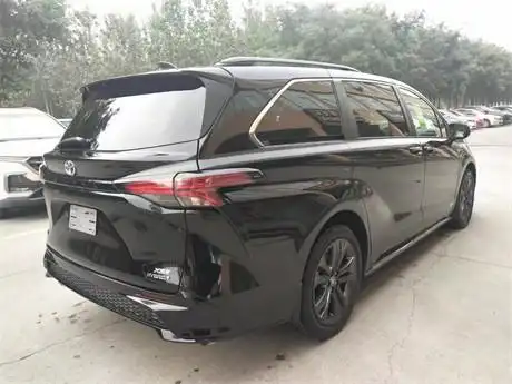 2021款丰田塞纳25油混四驱xse特惠54万