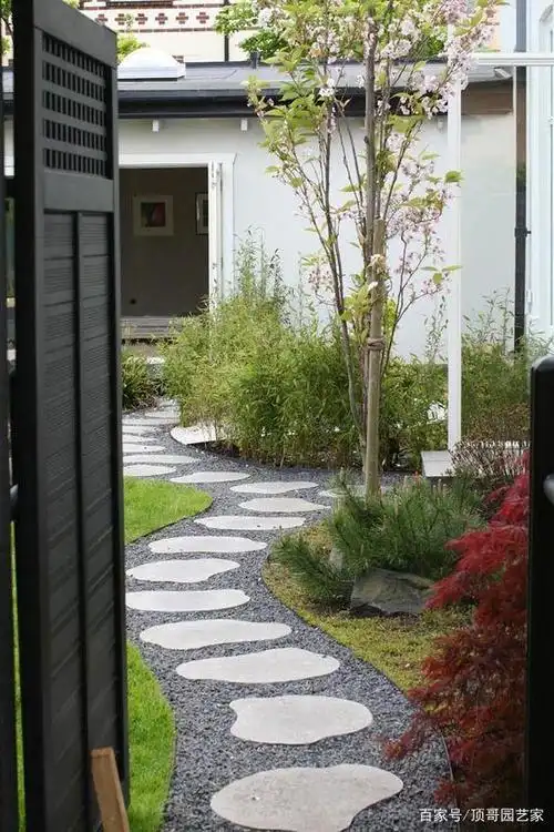 庭院设计:用石头做的小路,让人幽静,回归自然