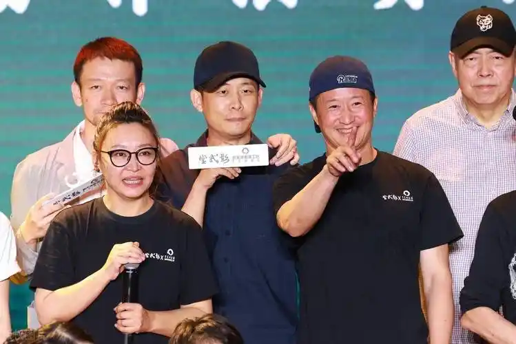 影武堂动作演员训练结业仪式:陈凯歌吴京张译等明星出席,太热闹_天池