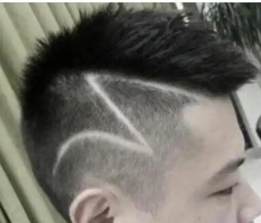 闪电发型怎么推男生闪电发型图片欣赏