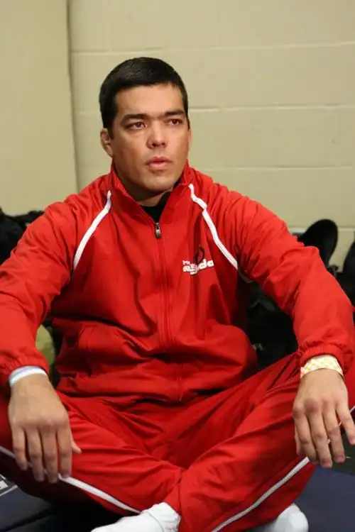 ufc中国讯 维托-贝尔福特(vitor belfort)获得挑战"骨头"乔恩-琼斯