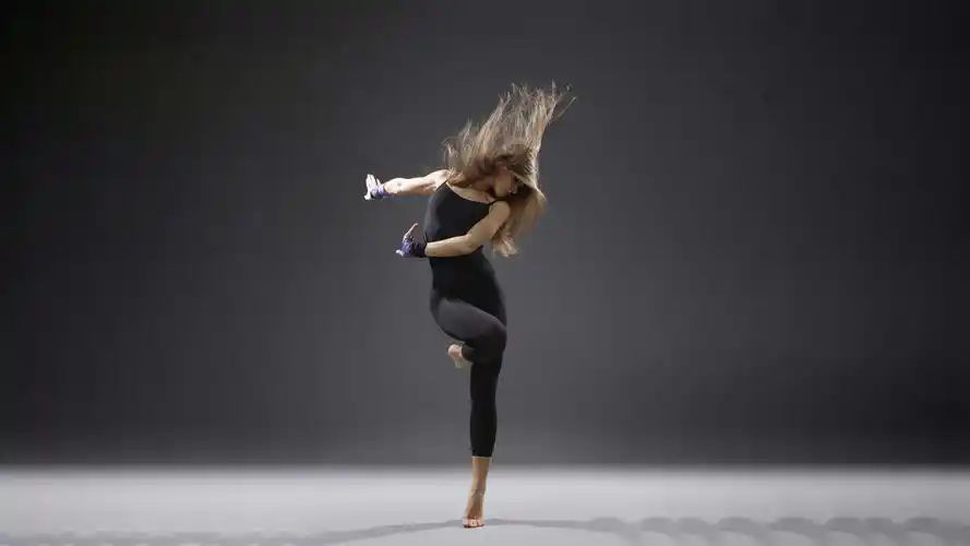 爵士舞欣赏solo了解更多爵士特点舞曲