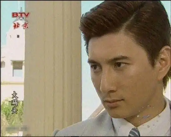 《情深深雨蒙蒙》 何书桓吴奇隆—古巨基