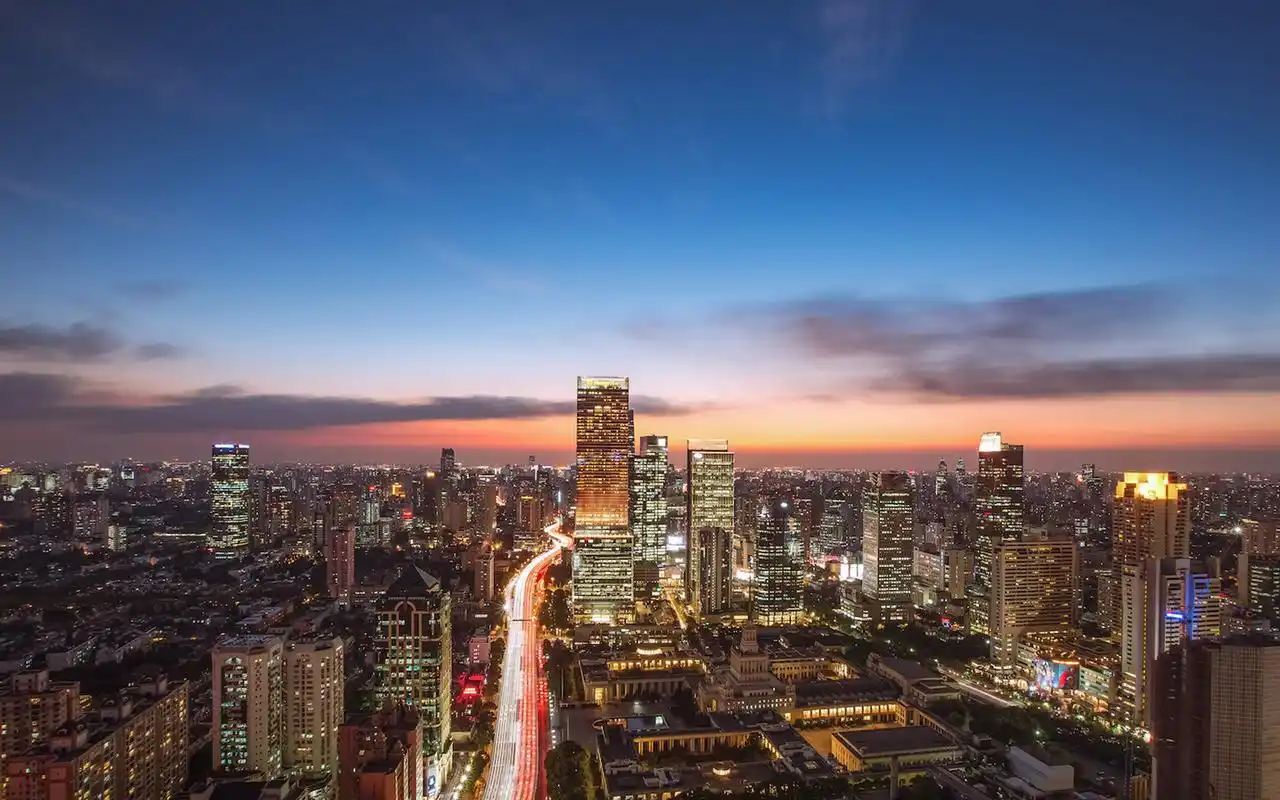 城市建筑夜景图片高清电脑桌面壁纸