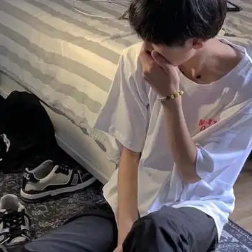 高清帅气的清新自然真人男头图片男生头像图片