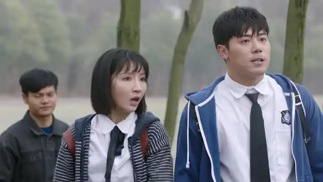 《我怕来不及》晶晶遇流氓,张钊与其发生冲突,意想不到的事发生了