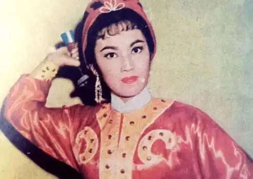 李香琴设灵仪式1月25日举行,丧礼不设公祭_中国香港