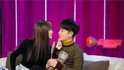 贾乃亮的好男人形象会因为新恋情的出现而闪崩吗?