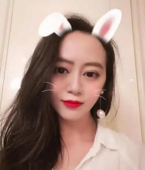 戴菲菲因拒绝"潜规则"而退役,35岁近照曝光美呆了,至今单身