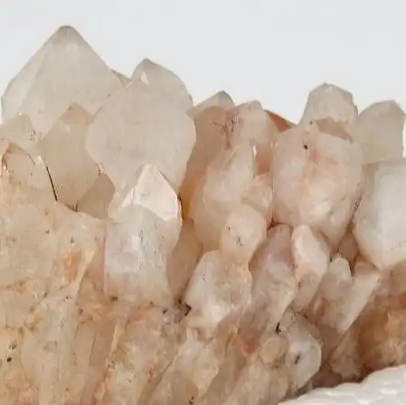 供应高纯白色石英石