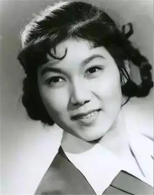 "评剧皇后"新凤霞至于张少华动手打新凤霞,并致其残疾一说,倒没有切实