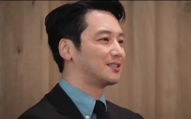 【采访】jtbc百想艺术大赏采访-最佳男配卞约汉