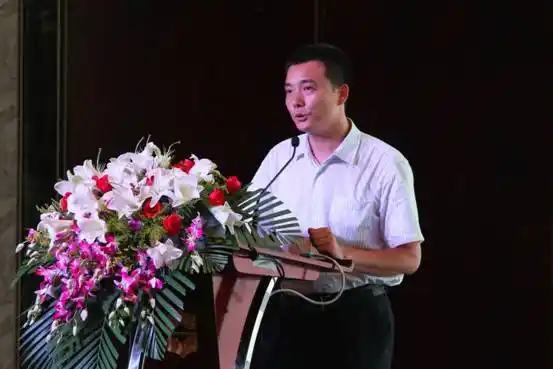 新闻中心 厂商动态 > 正文  重庆有线数据中心互动业务科韦刚在现场