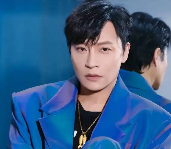 小虎队成员陈志朋:补缴1000万税款仍被举报,欠钱不还还辱骂员工_社会