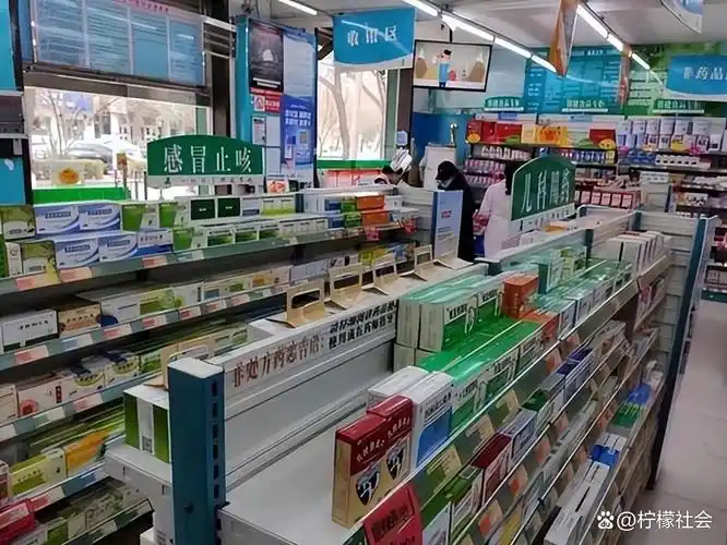 纪实一条街上五六家药店比奶茶店开得还多谁在大规模开药店