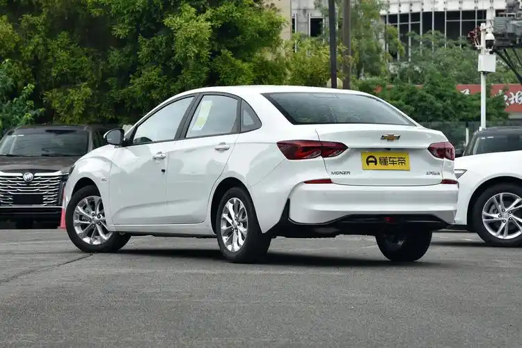 新车落地7万左右,油耗5.86l,雪佛兰科鲁泽这个车家用咋样?