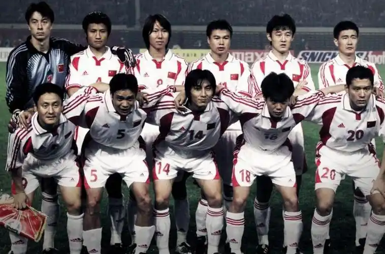 如果2002年国足被分到其他小组,世界杯能出线吗?答案很意外