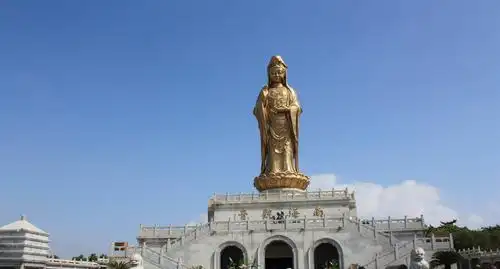 也成为了观世音菩萨的道场第二种说法观音菩萨的修行道场在浙江普陀山